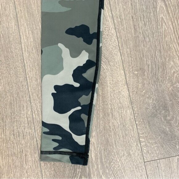 Carbon38 Echo Leggings Hero Collection Ruched Black Camo High Rise Waist Size XS - Picture 8 of 12